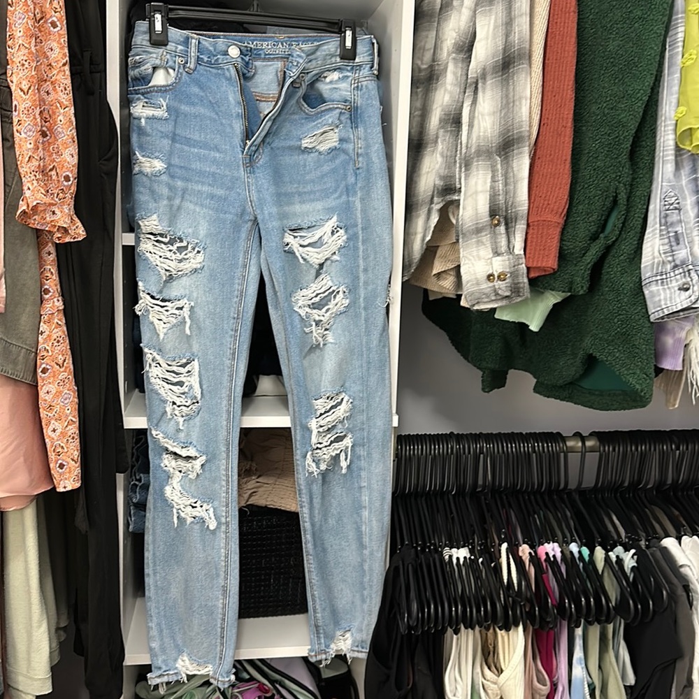 American Eagle Mom Jeans